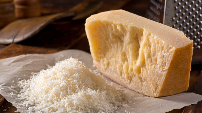 formaggio per grattugia elettrica